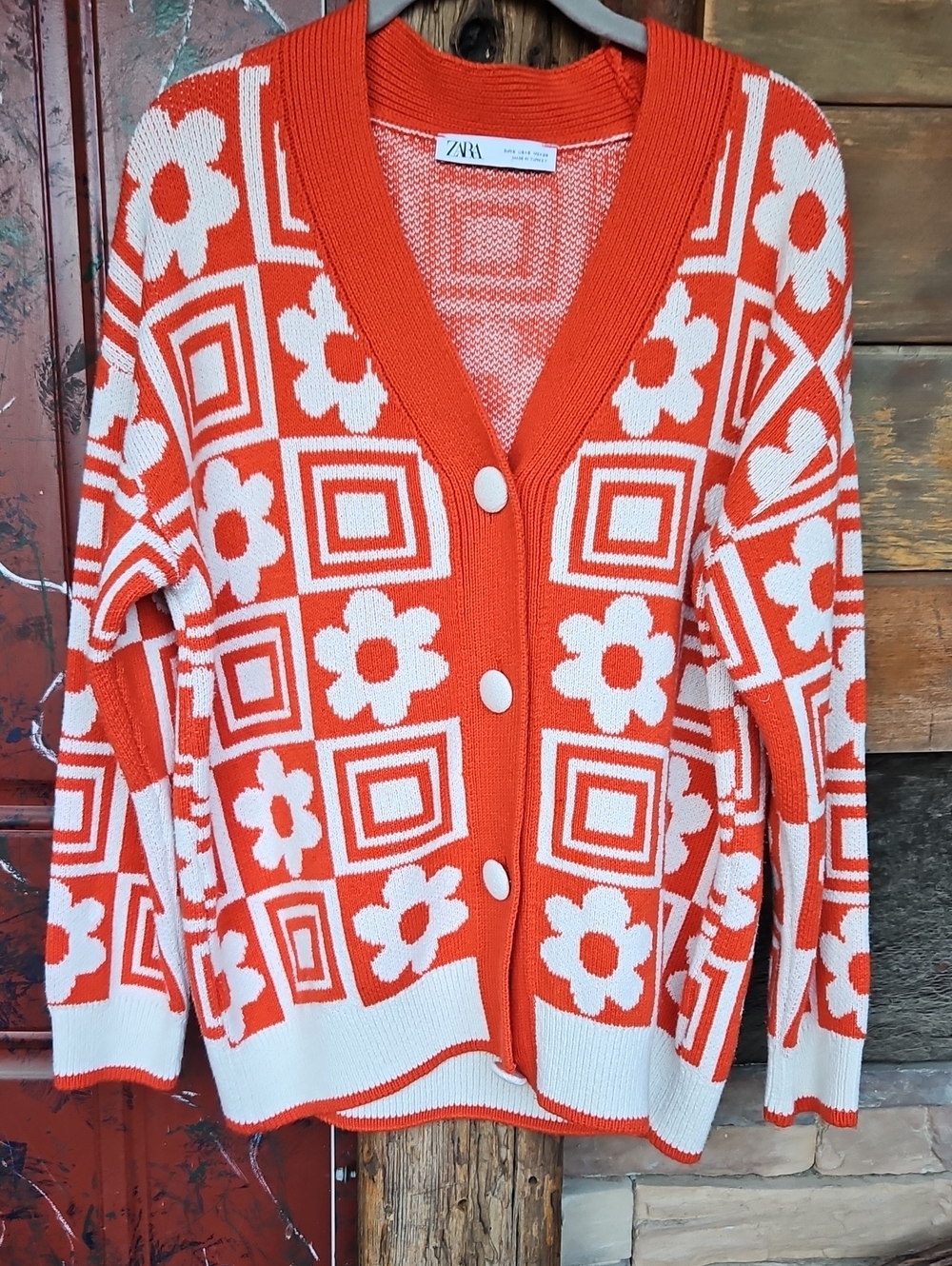 Zara Orange and White Floral Geometric Button-Up Cardigan